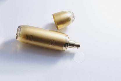 リリカゴールドセラム　フェイスローション(化粧水) LiLiCa Fullerene Moisturizing Face Lotion